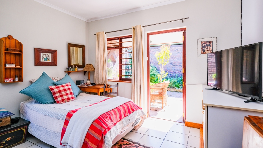 1 Bedroom Property for Sale in Hoekwil Western Cape